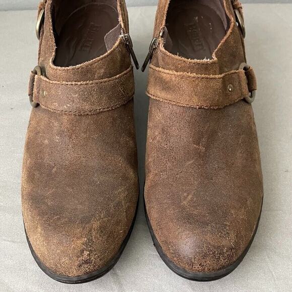 Born Size 9.5 Distressed Brown Harness Low Top Boots Western Cowgirl Boho Grunge - Picture 7 of 12